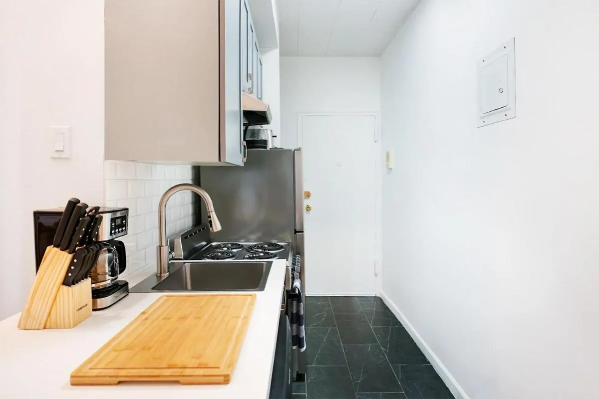 Apartment 74-1C New Studio With Private Outdoors - Gym New York United States